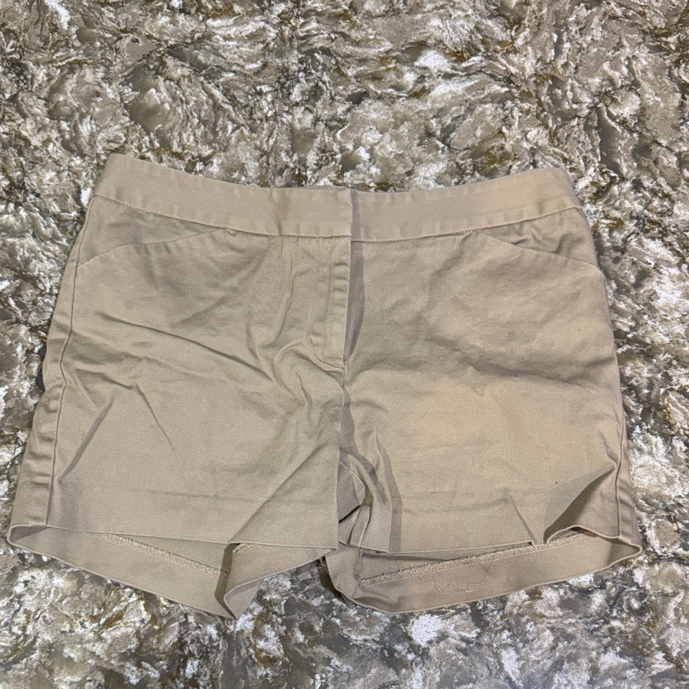 Ann Taylor Tan Women's Bermuda Shorts / H111